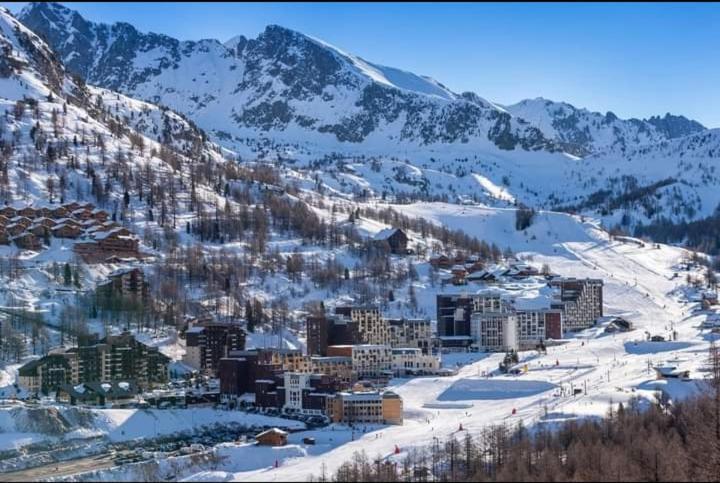 Joli T2, Centre, Parking Prive, Wifi, Local A Ski Isola 2000 Eksteriør billede